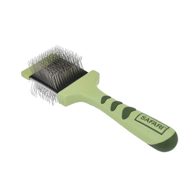 Safari C Flexible Slicker Brush